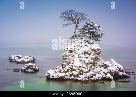 Il Amabarashi costa a Toyama, Giappone durante la neve. Foto Stock