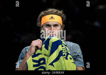 Londra, Regno Unito. Xiii Nov, 2019. Alexander ZVEREV (Germania) durante il giorno 4 dell'Nitto ATP Finals Londra Tennis 2019 all'O2, Londra, Inghilterra il 13 novembre 2019. Foto di Andy Rowland. Credito: prime immagini multimediali/Alamy Live News Foto Stock