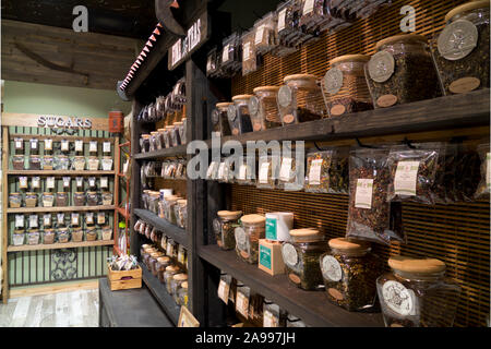 Visualizzazione di tè, spezie e zucchero a il tè & Spice di Exchange a OWA Amusement Park e il centro commerciale per lo shopping in Foley, Alabama, STATI UNITI D'AMERICA Foto Stock