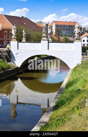 Zámek, barokní più Brtnice, Oberland, Česká republika / castello barocco, il ponte, la città Brtnice, Regione di Vysocina, Repubblica Ceca, Europa Foto Stock