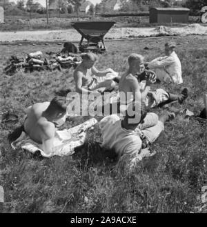 I lavoratori del Reichsarbeitsdienst in azione, Germania 1930s. Foto Stock