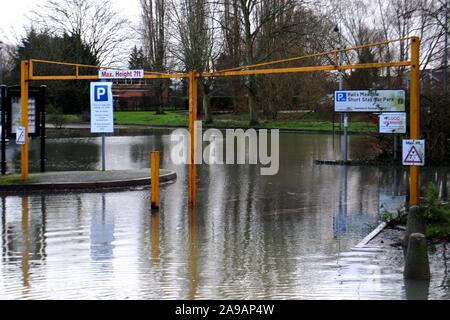 Inondazioni in Gloucestershire - Senza Data archivio immagini foto da Antony Thompson - Mille parola Supporti, nessun vendite, nessun syndication. Contattare per ulteriori Foto Stock