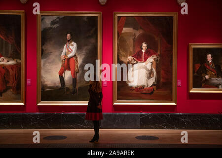 La Queen's Gallery e Buckingham Palace, London, Regno Unito. Il 14 novembre 2019. George IV: Arte e spettacolo anteprima della fiera, presentando la sua impareggiabile collezione di arte, gran parte del quale rimane nella Royal Collection. La mostra va dal 15 novembre 2019 - 3 maggio 2020. Immagine: Ritratti da Sir Thomas Lawrence dalla camera di Waterloo, il Castello di Windsor. Immagine (l a r): Charles, Arciduca d'Austria; Papa Pio VII. Credito: Malcolm Park/Alamy Live News. Foto Stock