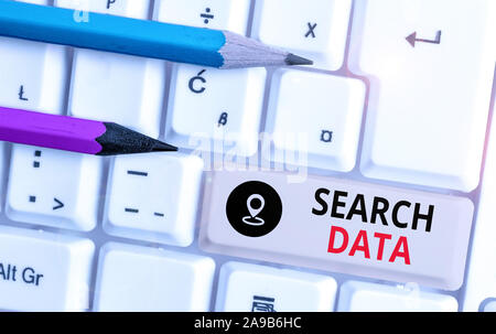 Segno di testo che mostra i dati della ricerca. Business photo testo recupero efficiente di specifici elementi da un insieme di elementi Foto Stock