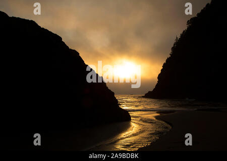 Whaleshead Beach SUNSET, Samuel H Boardman parco statale, Oregon Foto Stock