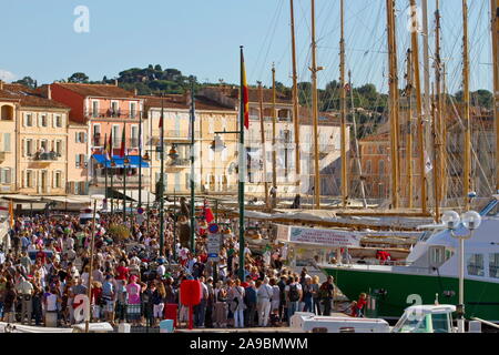 VOILES DE ST TROPEZ, Francia Foto Stock