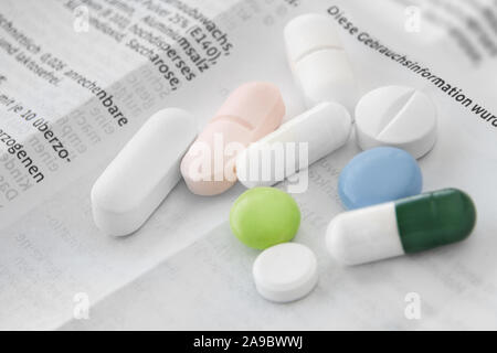 I medicamenti e tedesco il foglietto illustrativo Foto Stock