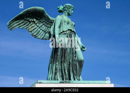 L'Angelo statua del monumento di spedizione, noto anche come il monumento marittimo, a Copenaghen - dedicato a tutti il danese Marina Mercantile i marinai che l Foto Stock