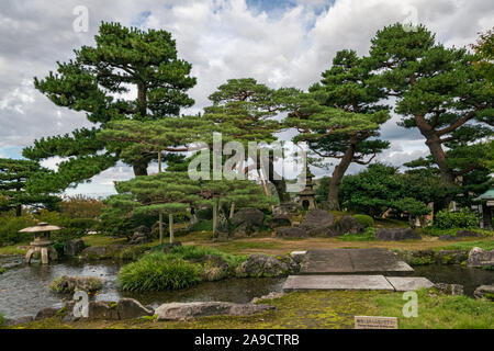 Il Kenroku-en famoso giardino zen, Kanazawa, Giappone Foto Stock