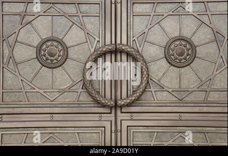 Porta di Aşgabat Museo Nazionale di Storia in Turkmenistan Foto Stock