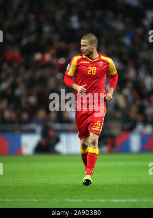 Londra, Regno Unito. Xiv Nov, 2019. Callum Hudson-Odoi (E) del gioco di oggi tra Inghilterra e il Montenegro è l'Inghilterra del millesimo senior uomini partita internazionale ed è Inghilterra v Montenegro EUFA EURO Qualifier allo Stadio di Wembley, Londra, il 14 novembre 2019. **Solo uso editoriale, è richiesta una licenza per uso commerciale. Nessun uso in scommesse, giochi o un singolo giocatore/club/league pubblicazioni** Credito: Paolo Marriott/Alamy Live News Foto Stock