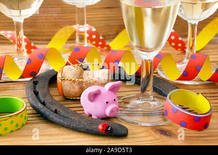 Decorazione di partito con simboli di Fortuna Foto Stock