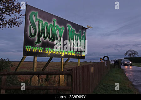 Spooky mondo segno, attrazione turistica, Avventura Farm, Stretton Rd, Appleton Thorn, Warrington, Inghilterra,UK, WA4 4NW Foto Stock
