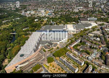 Vista della Messe Essen, esposizioni a Gruga Park, Rüttenscheid, Essen, la zona della Ruhr, Nord Reno-Westfalia, Germania Foto Stock