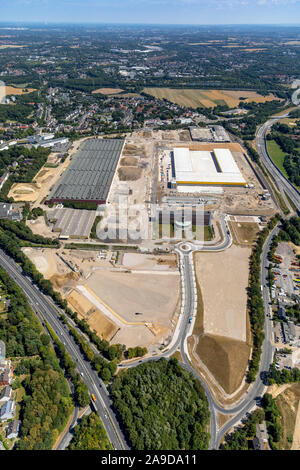 DHL megapackage center all'ex stabilimento Opel, Bochum, la zona della Ruhr, Nord Reno-Westfalia, Germania Foto Stock