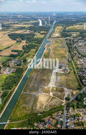 Ex casa colliery Aden, Halde Oberaden e giunto power station Bergkamen a Datteln-Hamm-Kanal, Bergkamen, zona della Ruhr, Renania settentrionale-Vestfalia, Ger Foto Stock