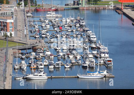 Nuovo porto con marina, Bremerhaven, Brema, Germania Foto Stock