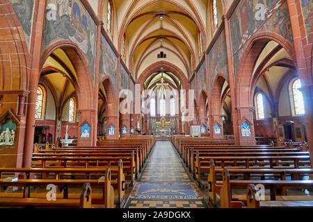 Chiesa del pellegrinaggio di San Lutwinus, Mettlach, Saar, Saarland, Germania Foto Stock