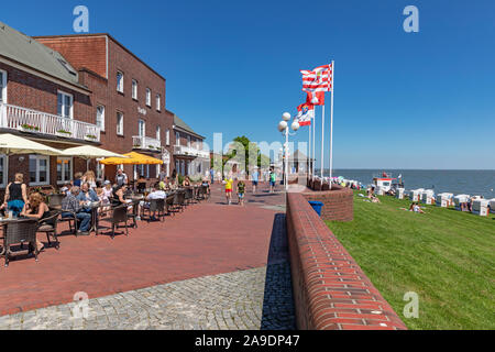 Passeggiata sulla Spiaggia Sud di Wilhelmshaven, Bassa Sassonia, Foto Stock