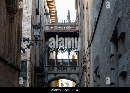 Scenic quartiere gotico vista a Barcellona, in Catalogna Foto Stock