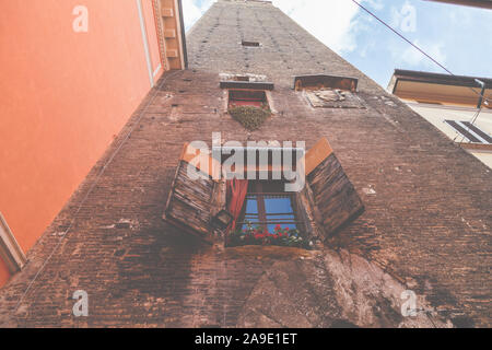 Vista sulla città di Bologna, Emilia Romagna, Italia, Europa Foto Stock