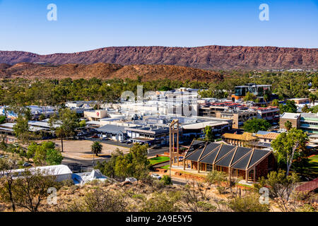 La vista di Alice Springs da ANZAC Hill.Alice Springs, territorio del Nord, Australia. Foto Stock