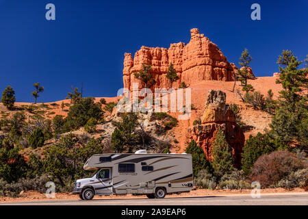 Gli Stati Uniti, Utah, Garfield County, Dixie National Forest, Panguitch, rosso canyon, vista la Scenic Byway 12 Foto Stock