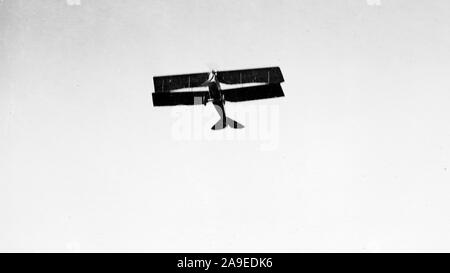 Caproni aereo in volo sopra Potomac Park, Washington D.C. ca. 1917 o 1918 Foto Stock