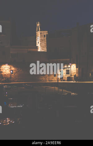 Durante la notte nel porto di Monopoli, Bari, Puglia, Italia, Foto Stock