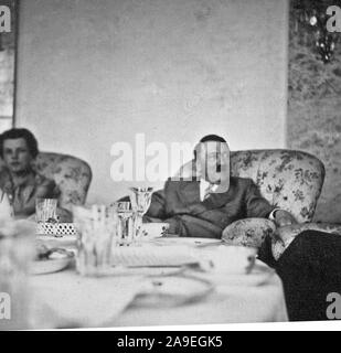 Eva Braun Collection (SEST) - Candida fotografia di Adolf Hilter ca. fine 1930 o inizio 1940) Foto Stock