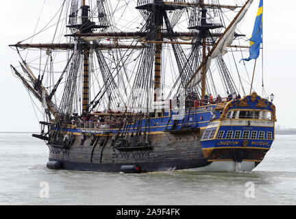 Götheborg III (2003): svedese a tre alberi quadrati, 47 m di lunghezza, replica del xviii secolo Indiaman, homeport : Göteborg, Svezia. Foto Stock