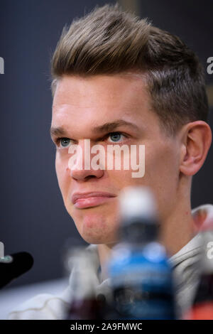 Duesseldorf, Germania. Xv Nov, 2019. Matthias Ginter (Germania). GES/Fussball/EM Qualifica: conferenza stampa del team nazionale tedesco in Duesseldorf, 15.11.2019 Calcetto: Qualificazioni europee: conferenza stampa del team nazionale tedesco, Duesseldorf, 15 Novembre 2019 | Utilizzo di credito in tutto il mondo: dpa/Alamy Live News Foto Stock