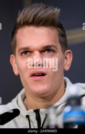 Duesseldorf, Germania. Xv Nov, 2019. Matthias Ginter (Germania). GES/Fussball/EM Qualifica: conferenza stampa del team nazionale tedesco in Duesseldorf, 15.11.2019 Calcetto: Qualificazioni europee: conferenza stampa del team nazionale tedesco, Duesseldorf, 15 Novembre 2019 | Utilizzo di credito in tutto il mondo: dpa/Alamy Live News Foto Stock