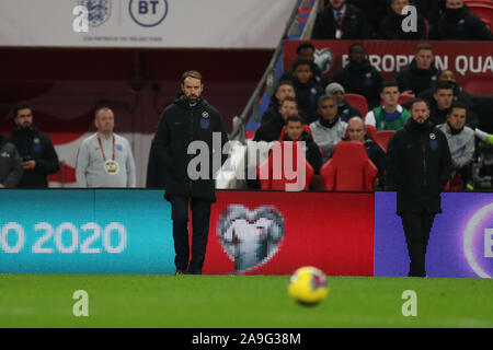 Londra, Regno Unito. Xiv Nov, 2019. Inghilterra manager Gareth Southgate guarda.UEFA EURO 2020 il qualificatore, gruppo un match, Inghilterra v Montenegro allo Stadio di Wembley a Londra il giovedì 14 novembre 2019. Solo uso editoriale. Questa immagine può essere utilizzata solo per scopi editoriali. Solo uso editoriale, è richiesta una licenza per uso commerciale. Nessun uso in scommesse, giochi o un singolo giocatore/club/league pubblicazioni pic da Andrew Orchard/Andrew Orchard fotografia sportiva/Alamy Live news Credito: Andrew Orchard fotografia sportiva/Alamy Live News Foto Stock