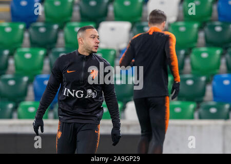 Belfast, Irlanda del Nord. Xv Nov, 2019. BELFAST, Windsor Park, 15-11-2019, stagione 2019/2020, calcio Euro qualificatore. Paesi Bassi il giocatore Memphis Depay durante il match Holland treni in Belfast Credit: Pro scatti/Alamy Live News Foto Stock