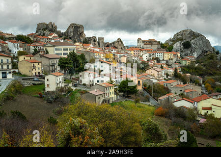 Pietrabbondante, villaggio di montagna nella provincia di Isernia. Il Molise, Italia Foto Stock