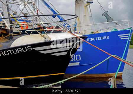 Smerlo draghe presso il porto a Kirkcudbright, Dumfries and Galloway, Scozia. Foto Stock