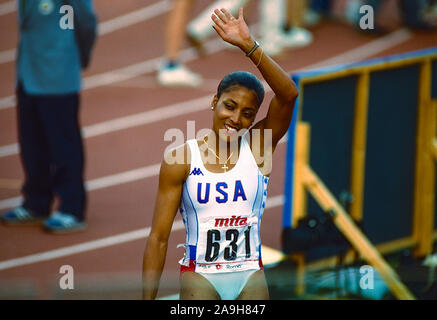 Florence Griffith Joyner (USA) competono al 1987 Campionati del Mondo di atletica leggera Foto Stock