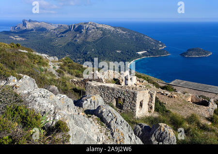 Vista dalle rovine talaiotico di Talayot de Almallutx su Capo Formentor, Maiorca, isole Baleari, Spagna Foto Stock