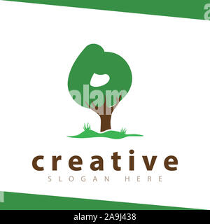 O Lettera tree logo verde template vettoriale Foto Stock