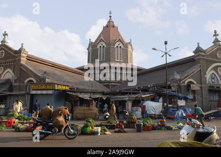 PUNE, Maharashtra, marzo 2019, persone al Mahatma Phule mercato mandai Foto Stock