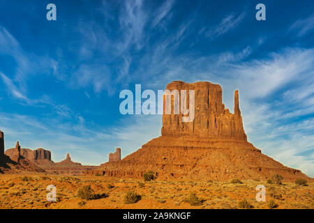 Vista orizzontale della West Thumb alla Monument Valley Foto Stock