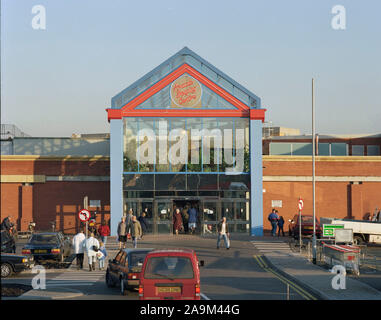 1989 Stretford District Shopping Centre, Manchester North West England, Regno Unito Foto Stock