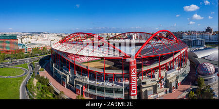 Veduta aerea Benfica di Lisbona soccer stadium chiamato Estadio da Luz - alta risoluzione vista panoramica Foto Stock