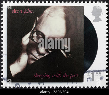 Coperchio del LP "dormire con il passato" da Elton John sul francobollo Foto Stock