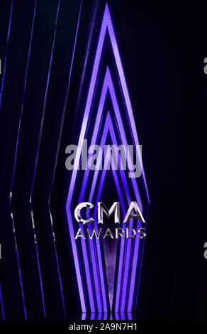 Novembre 13, 2019, Nashville, TN, STATI UNITI D'AMERICA: 13 Novembre 2019 - Nashville, Tennessee - atmosfera. 51St annuale di CMA Awards, Musica Country più grande notte, tenutosi a Bridgestone Arena. (Credito Immagine: © Laura Farr/AdMedia via ZUMA filo) Foto Stock