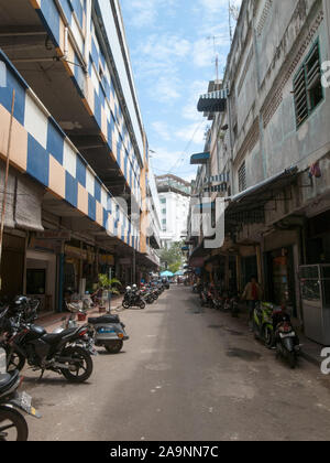 Batam, Indonesia - 7 Febbraio 2015: persone attività al mercato locale in Jodoh Area della città di Batam. Foto Stock