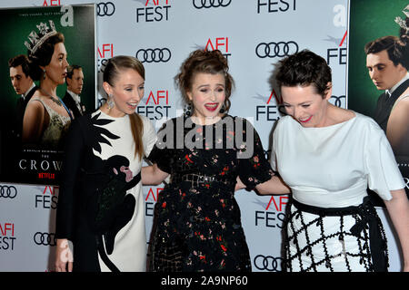 Los Angeles, Stati Uniti d'America. 16 Nov 2019. Erin Doherty, Helena Bonham Carter & Olivia Colman al gala screening per 'corona' come parte dell'AFI Fest 2019 presso la leva TCL Teatro Cinese. Immagine: Paul Smith/Featureflash Credito: Paul Smith/Alamy Live News Foto Stock