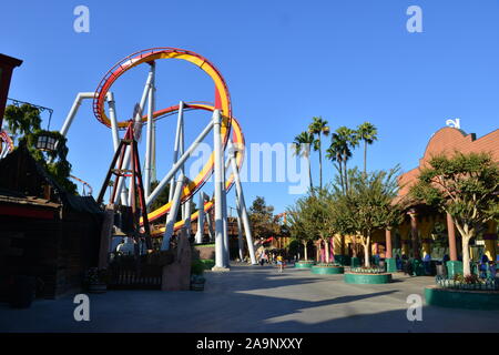 Un roller coaster a Knott's Berry Farm a Los Angeles Foto Stock