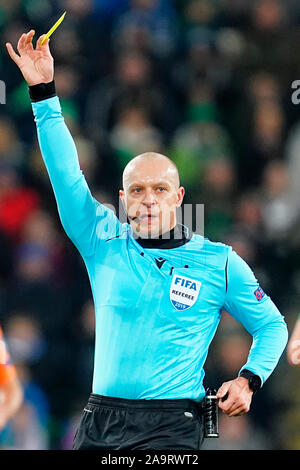 BELFAST, 16-11-2019 , Stadio Windsor Park. Arbitro Szymon Marciniak )(POL) durante il qualificatore di Euro game Irlanda del Nord - Paesi Bassi 0-0. Foto Stock